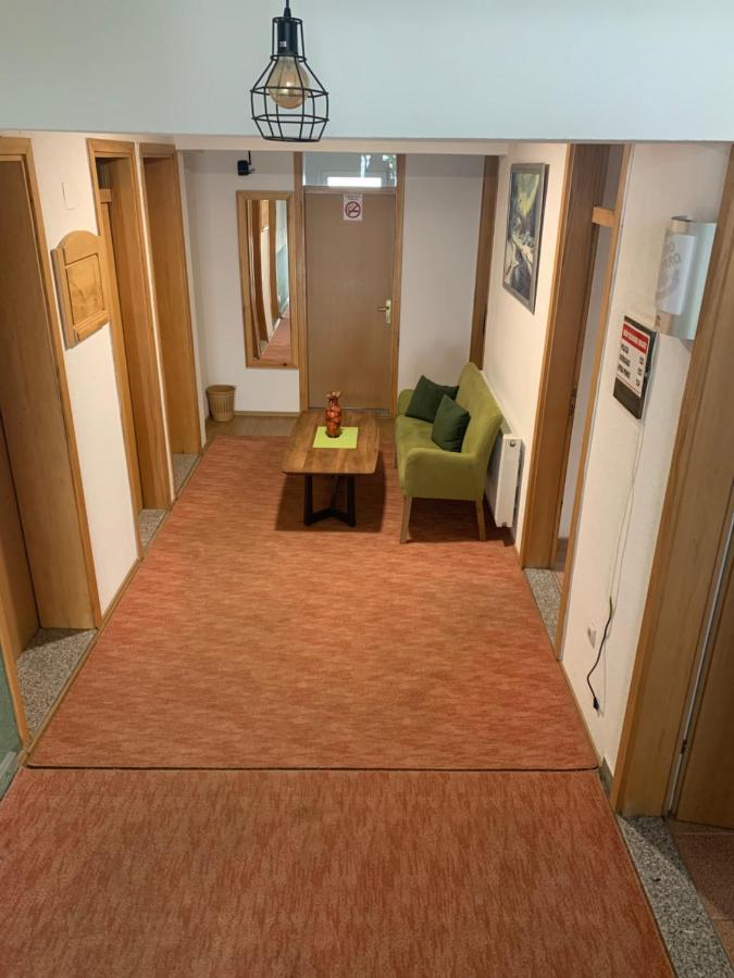 Restoran&Motel And Apartmants Lovacka Prica Tesanj Kültér fotó