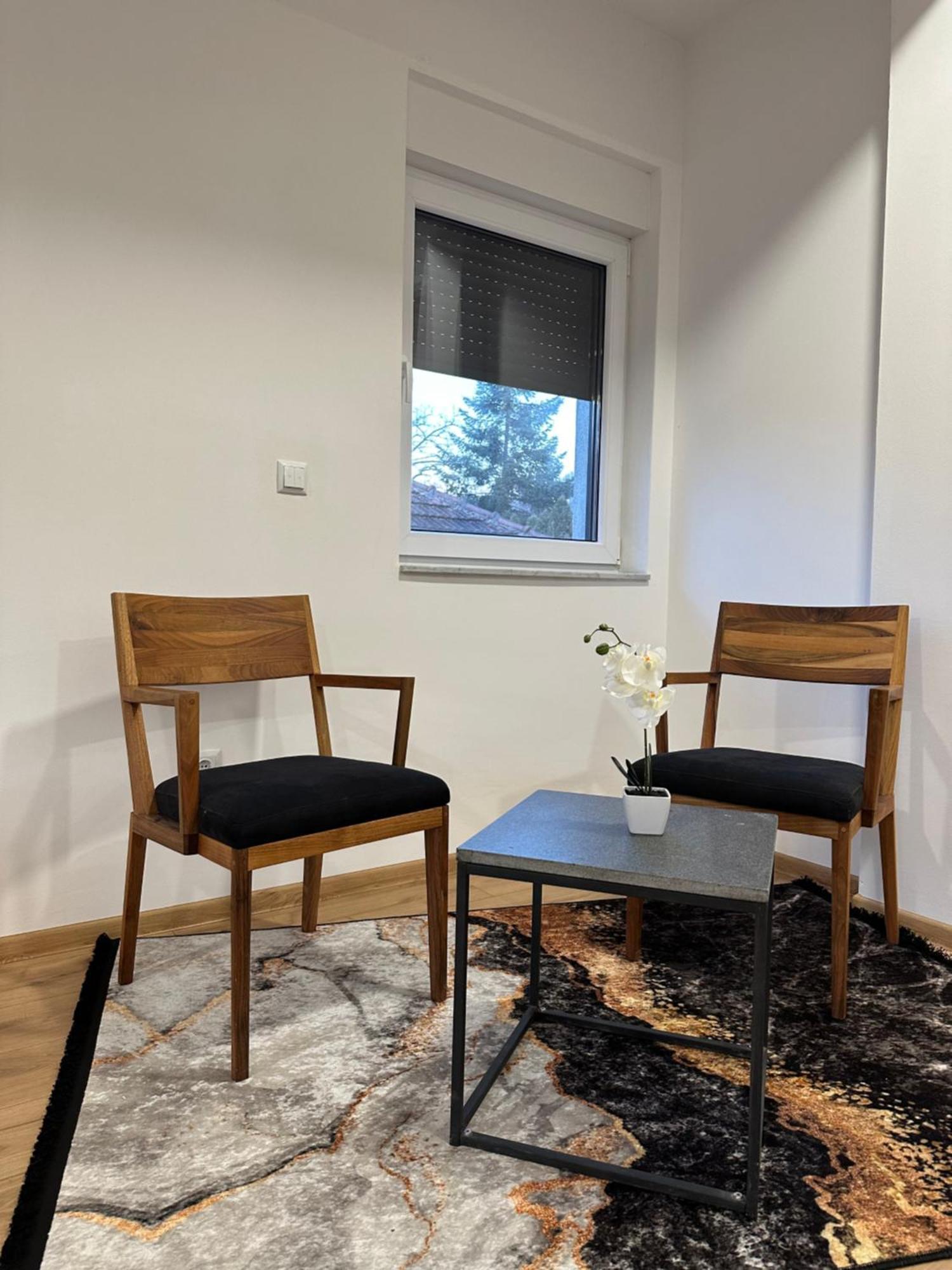 Restoran&Motel And Apartmants Lovacka Prica Tesanj Kültér fotó