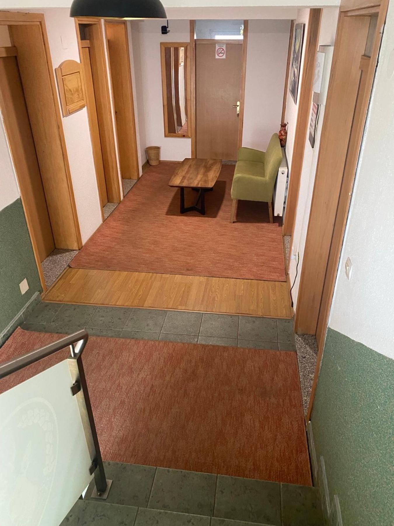 Restoran&Motel And Apartmants Lovacka Prica Tesanj Kültér fotó