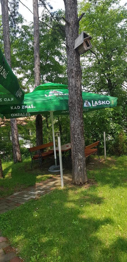 Restoran&Motel And Apartmants Lovacka Prica Tesanj Kültér fotó