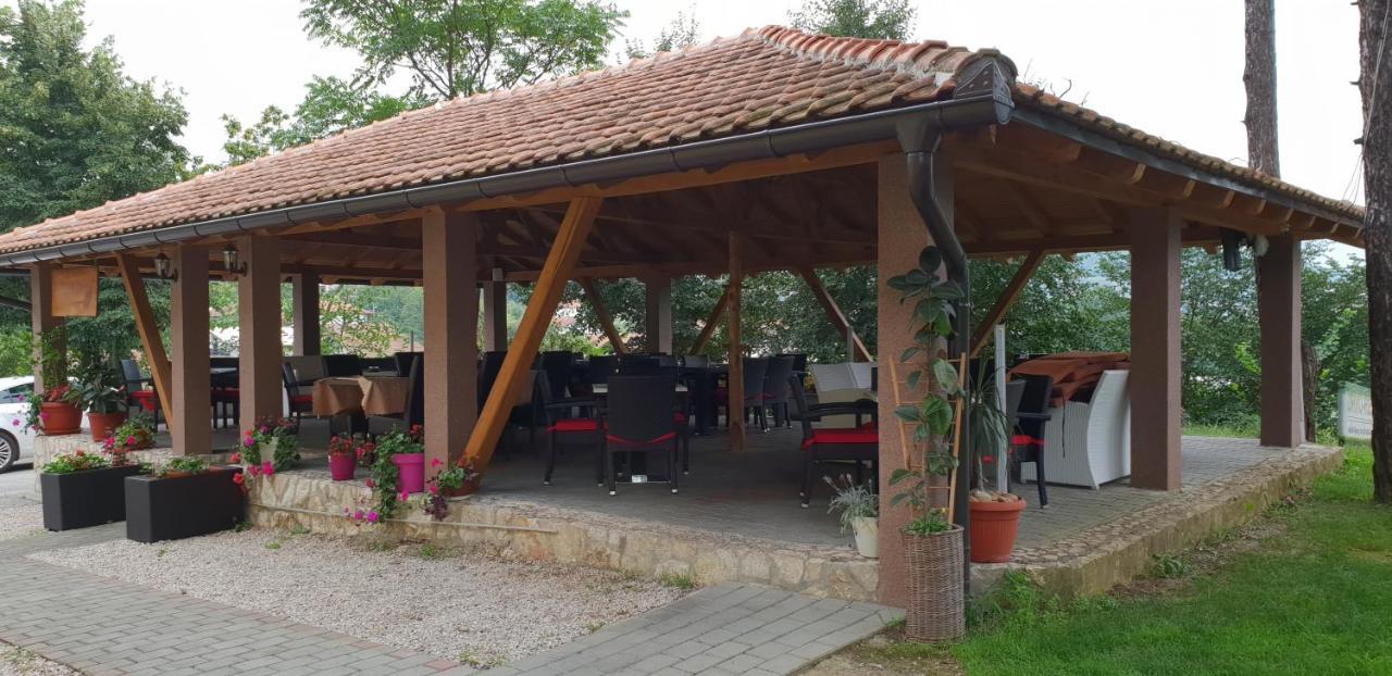 Restoran&Motel And Apartmants Lovacka Prica Tesanj Kültér fotó