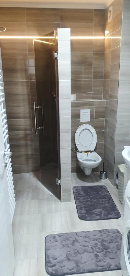 Restoran&Motel And Apartmants Lovacka Prica Tesanj Kültér fotó